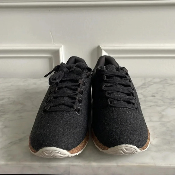 Madden Girl sneakers new in box size 8 and 10 - Picture 3 of 9